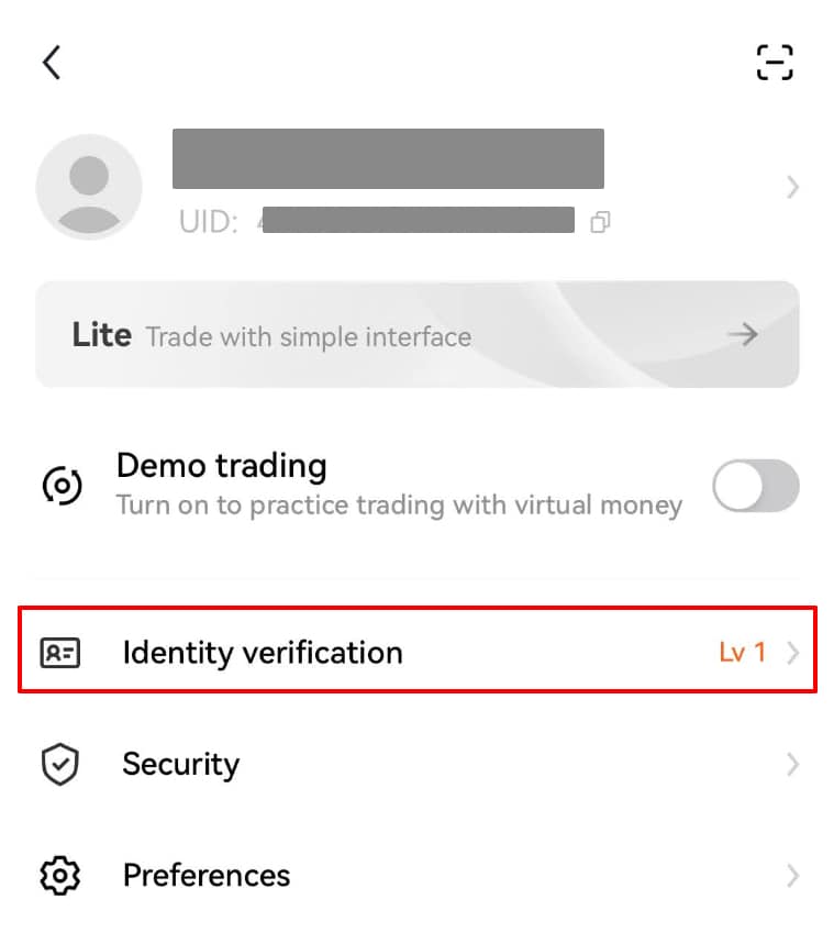 1.アプリのアカウントアイコンをタップし「Identity verification」をタップ
